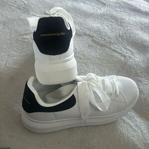 Bought off of DH gate brand new never worn Alexander McQueen shoes.